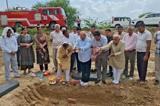 MLA Moolchand Sharma laid the foundation stone of the new fire station by performing Bhoomi Pujan
