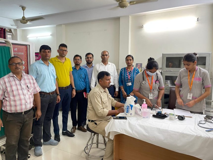 Free health check-up camp and HIV/AIDS awareness lecture at DAV Centenary College