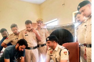 Khedi Pul police station organised a blood donation camp.
