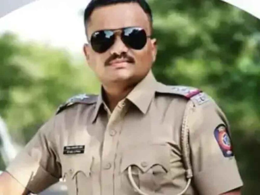 Maharashtra doctor suicide case: absconding sub-inspector surrenders