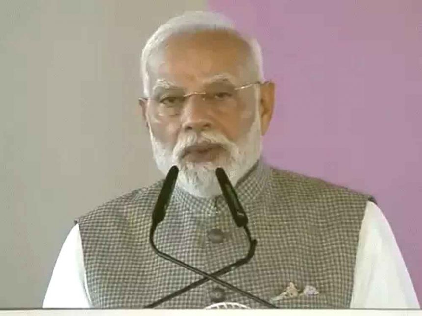 Modi said the army was going to respond to the Mumbai attacks.