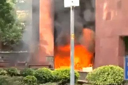 Fire breaks out in Delhi MPs' apartment