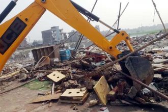 Bulldozers roared in Faridabad, demolishing illegal constructions