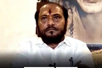 Shiv Sena leader claims Balasaheb's death was announced late