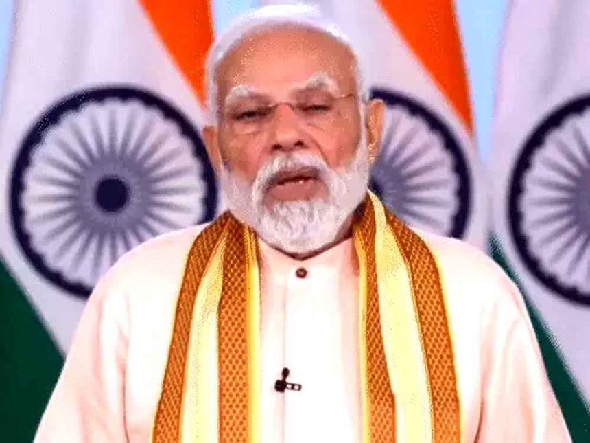 17th Employment Fair: PM distributes 51,000 job letters