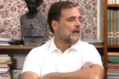 Rahul said- Why is Modi silent on Delhi's pollution?