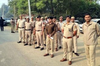 Police launched a massive search operation in Faridabad, with 800 police personnel deployed.