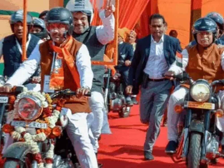 Dushyant questions DGP on Thar-Bullet controversy