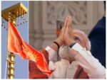 Religious flag hoisted at Ayodhya Ram Temple, Modi became emotional