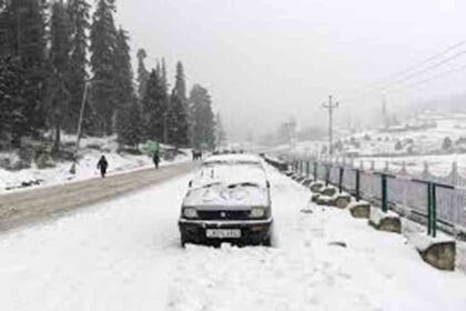 Dense fog in Madhya Pradesh, Rajasthan, and Haryana, with visibility less than 30 meters.