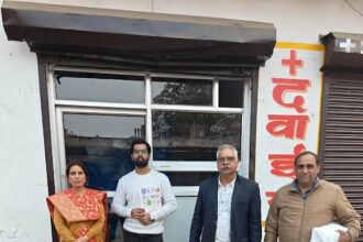 Following the instructions of DC Ayush Sinha, the health department closed the clinic.
