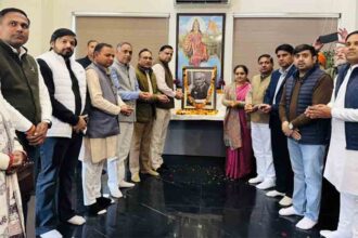 The BJP Faridabad celebrated Atal Ji's 101st birth anniversary as "Atal Smriti Varsh" (Atal Memorial Year).