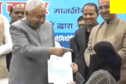 Hijab controversy: Mehbooba Mufti's daughter threatens CM Nitish Kumar.