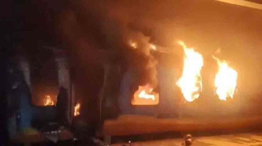 A fire broke out in the Tatanagar-Ernakulam Express train in Andhra Pradesh, killing one person.