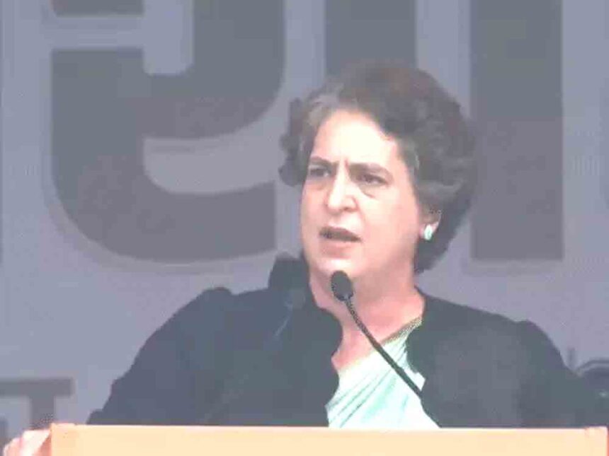 Rahul said, "Modi ji's confidence is gone; Shah's hands are trembling."