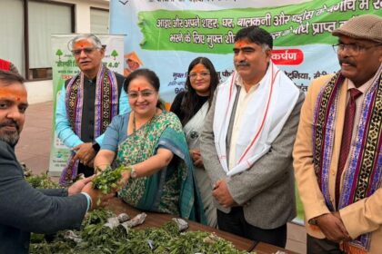 17 crore flower plants distributed on Dr. Rajendra Prasad Jayanti, Mayor reiterates pledge to make the city green