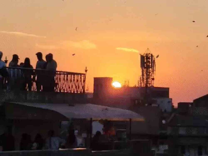 Rooftops for rent for kite flying on Makar Sankranti: In Ahmedabad, rooftop rentals range from 20,000 to 150,000 rupees.