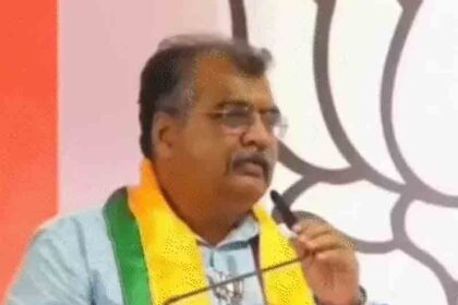 The Maharashtra BJP president apologized to Riteish Deshmukh.