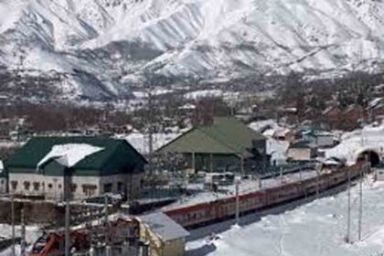 Snowfall in Jammu and Kashmir, temperature in Himachal is minus 7 degrees