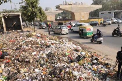 Dumping garbage in the open is now a crime, punishable with a fine of 5,000 to 25,000 rupees for the first offense.
