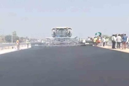 29 km of road was built on the Bengaluru-Vijayawada Expressway in 24 hours.