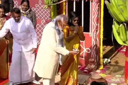 PM Modi celebrated Pongal at the home of a Union Minister of State.