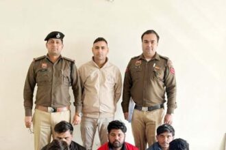 Millions of rupees swindled in the name of stock market investment; five accused arrested.