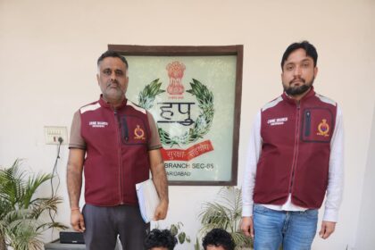 Two accused arrested for stealing 9.5 tonnes of iron rods from a construction site; Crime Branch Sector-65 action, Eicher Canter recovered