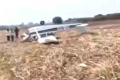 Private trainee plane crashes in a field in Karnataka: Both pilots jump to their deaths