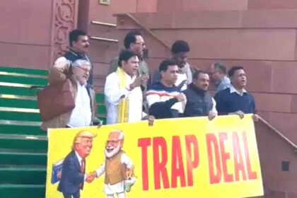 Lok Sabha adjourned till Monday after sloganeering: Union Minister Bittu said – Rahul will be successful if he goes to PM's school