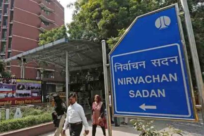 Election Commission suspends 7 West Bengal officials