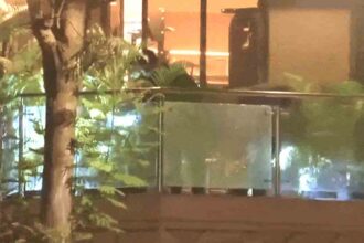 4 rounds of firing at film director Rohit Shetty's house