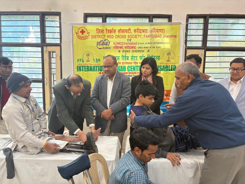 District Red Cross Society Faridabad organised a screening test to provide artificial limbs and assistive devices to the disabled and senior citizens.