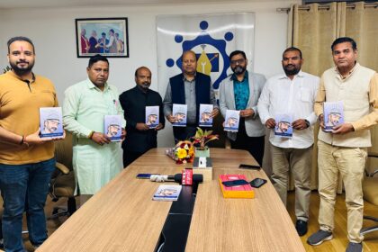 SVSU Vice Chancellor Professor Dinesh Kumar releasing the book by Dr. Rajesh Mangala