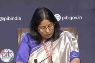 The government said – there is no shortage of petrol and diesel in the country; there has been no increase in prices either.