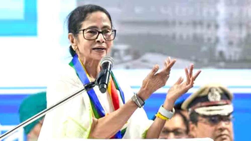 Bengal SIR- Mamata Banerjee sits on dharna in Kolkata