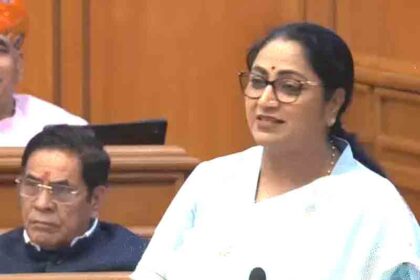 ₹1,03,700 crore budget presented for Delhi: 10th class merit students will get laptops.