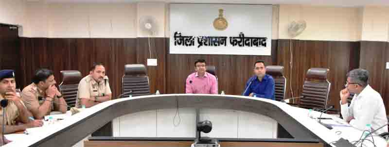 Strict action should be taken against vehicles without number plates: SDM Amit Kumar