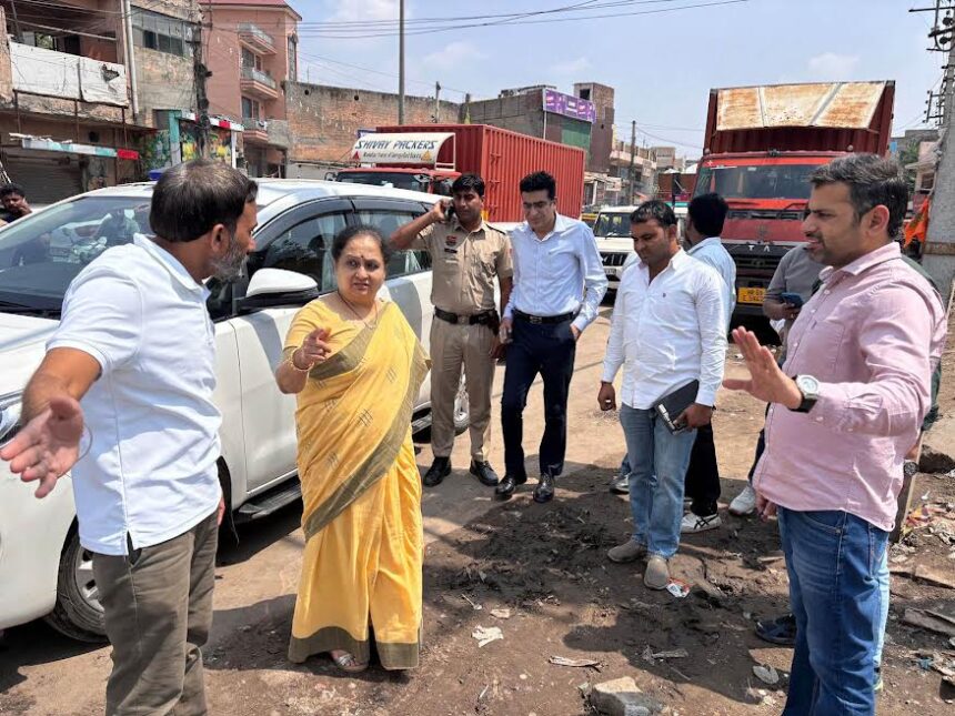 Municipal Corporation committed to provide better facilities to the people: Praveen Batra