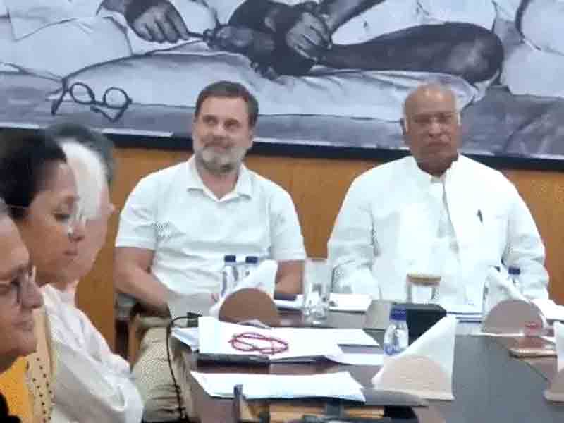 Opposition to oppose bill to increase seats in Lok Sabha