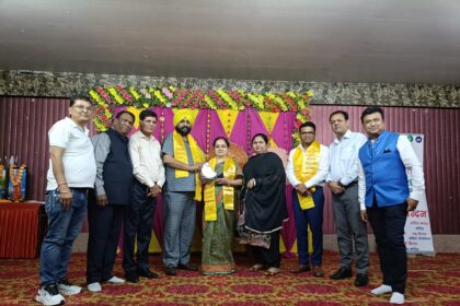 Two prominent personalities who have made significant contributions in the field of social service were honoured.