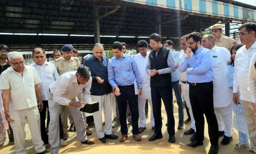 Government committed to buy every grain of farmer's crop: Amit Agarwal