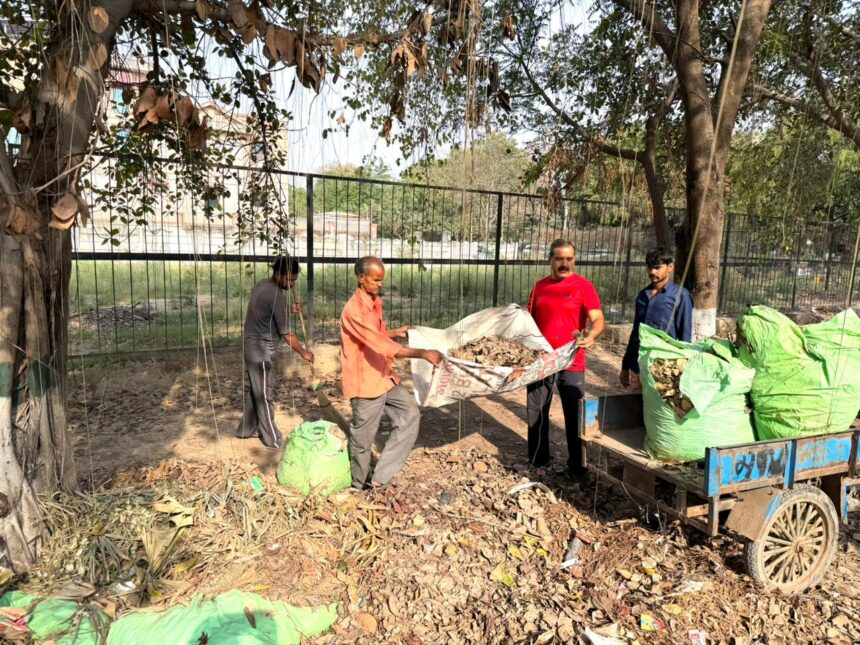 Block Ditu Sector 10 RWA launched a cleanliness drive in their block.