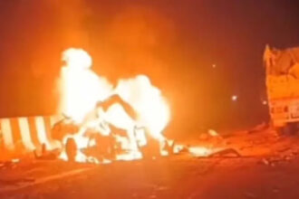 मिर्जापुर में भीषण सड़क हादसा: बोलेरो में जिंदा जले 9 लोग